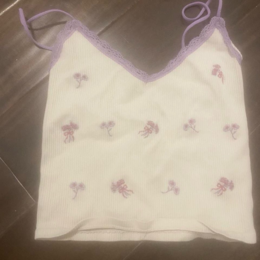 Urban Outfitters Cream Crop Camisole with Spaghetti Straps